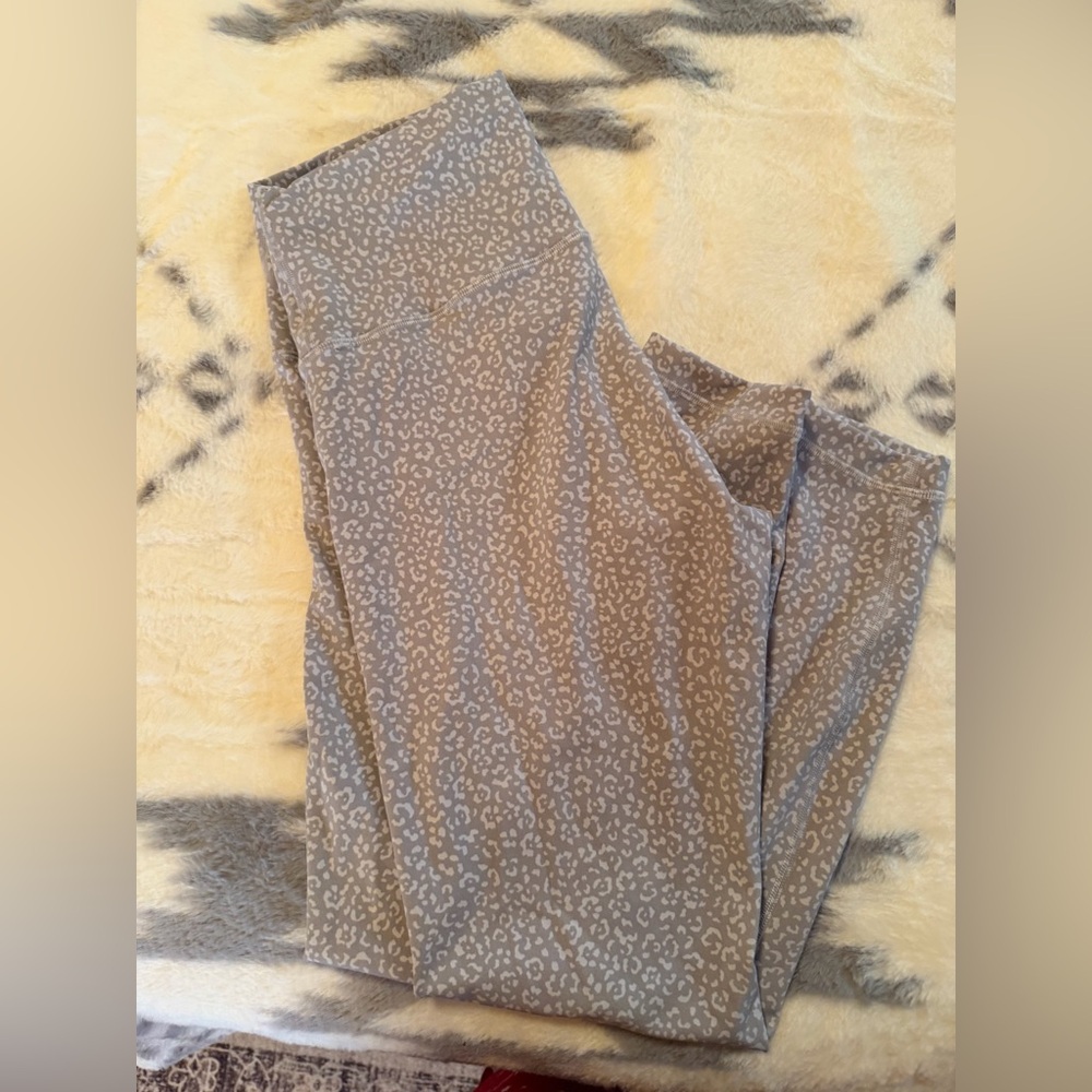 Lululemon Athletica Cream Leopard Print Leggings